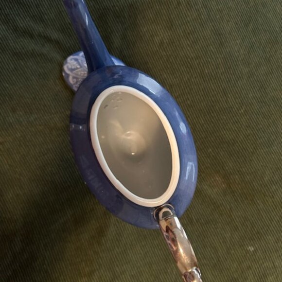 Bombay Company Chinoiserie "ARABESQUE" 12-inch Tall Coffee Pot & Lid Blue/White - Picture 4 of 7